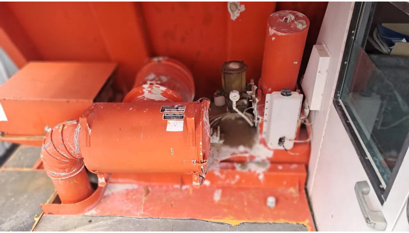 Truk batu/ Dumper iebes Hitachi Euclid R40C: gambar 14 Truk batu/ Dumper iebes Hitachi Euclid R40C: gambar 14