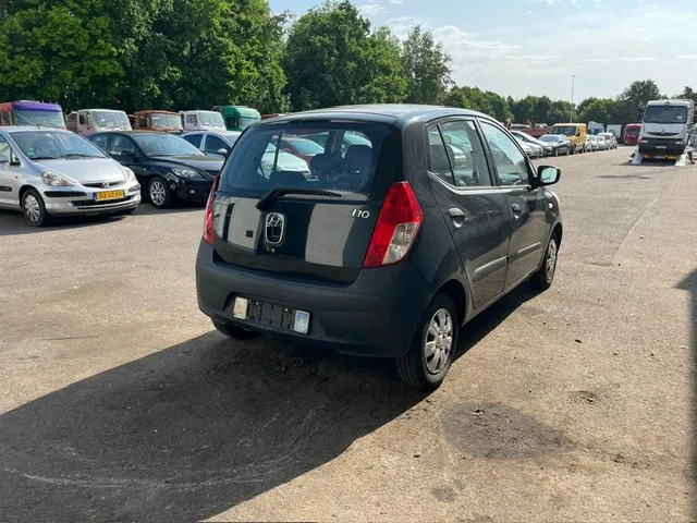Hyundai i10 ,1.1 , 5 doors , Belgium Regestration - Hatchback: gambar 3 Hyundai i10 ,1.1 , 5 doors , Belgium Regestration - Hatchback: gambar 3