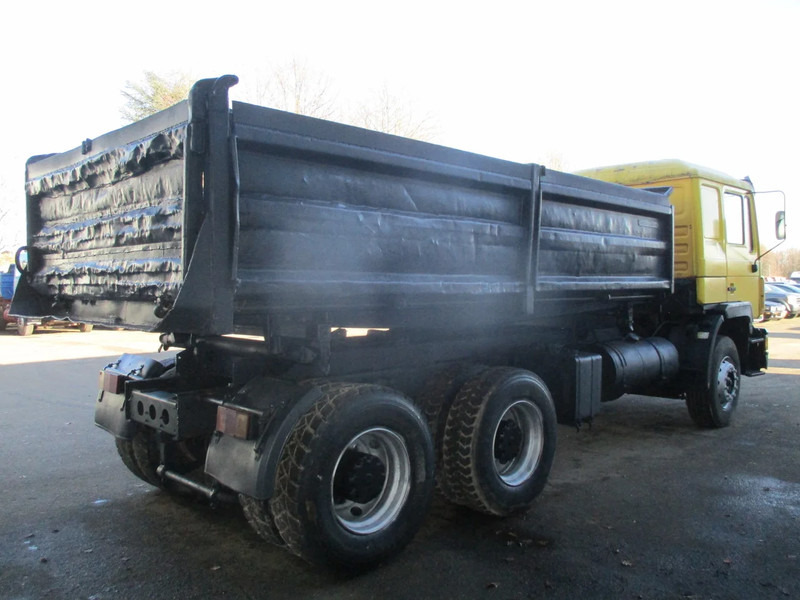 MAN 26.402 6x4 , ZF Manual , Retarder , 3 Way tipper , Spring suspension - Truk jungkit: gambar 3 MAN 26.402 6x4 , ZF Manual , Retarder , 3 Way tipper , Spring suspension - Truk jungkit: gambar 3