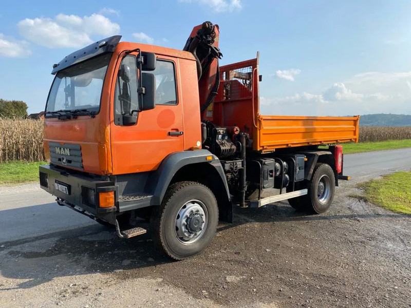 MAN LE 18-280 , 4X4 , Tipper , Palfinger PK 9501 - Truk jungkit, Truk derek: gambar 3 MAN LE 18-280 , 4X4 , Tipper , Palfinger PK 9501 - Truk jungkit, Truk derek: gambar 3