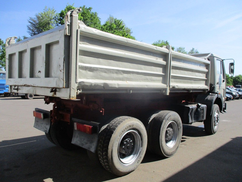 Mercedes-Benz 2633, V8 , ZF Manual , 6x4 , 3 Way tipper , Spring suspension - Truk jungkit: gambar 3 Mercedes-Benz 2633, V8 , ZF Manual , 6x4 , 3 Way tipper , Spring suspension - Truk jungkit: gambar 3