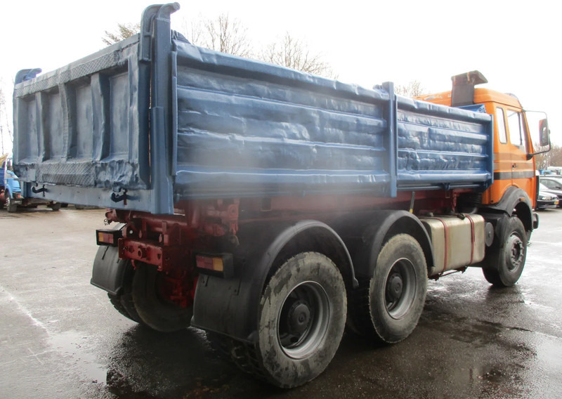 Mercedes-Benz 2635 , V8 Bi-Turbo , 6x4, ZF Manual , 3 way tipper , Spring suspension - Truk jungkit: gambar 3 Mercedes-Benz 2635 , V8 Bi-Turbo , 6x4, ZF Manual , 3 way tipper , Spring suspension - Truk jungkit: gambar 3