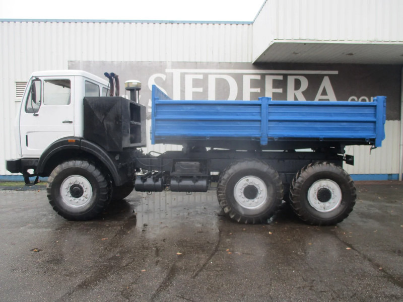 Mercedes-Benz FAP 2026 , V8 , 6x6 , ZF Manual , 3 Way tipper , Spring suspension, Ex - Truk jungkit: gambar 2 Mercedes-Benz FAP 2026 , V8 , 6x6 , ZF Manual , 3 Way tipper , Spring suspension, Ex - Truk jungkit: gambar 2