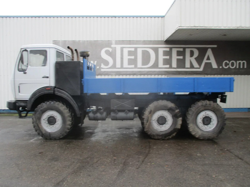 Mercedes-Benz FAP 2026 , V8 , 6x6 , ZF Manual , Spring suspension , Ex - Truk flatbed: gambar 2 Mercedes-Benz FAP 2026 , V8 , 6x6 , ZF Manual , Spring suspension , Ex - Truk flatbed: gambar 2