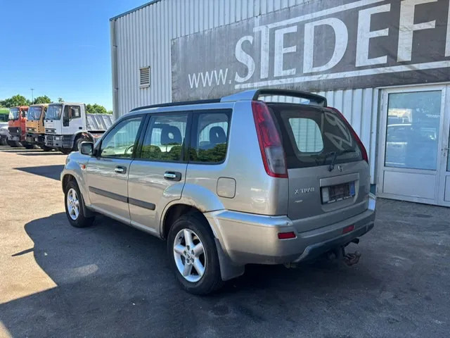 Nissan X-Trail 2.2 DCi , 4x4 , Airco , Export - Mobil: gambar 5 Nissan X-Trail 2.2 DCi , 4x4 , Airco , Export - Mobil: gambar 5