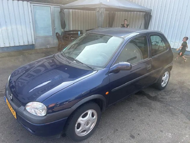 Mobil Opel Corsa 1.2 - 16V , Export: gambar 1