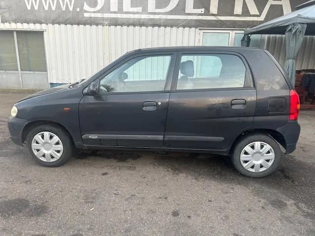 Suzuki Alto 1.0 - 16V , 5 drs. , Handel / export - Hatchback: gambar 2 Suzuki Alto 1.0 - 16V , 5 drs. , Handel / export - Hatchback: gambar 2
