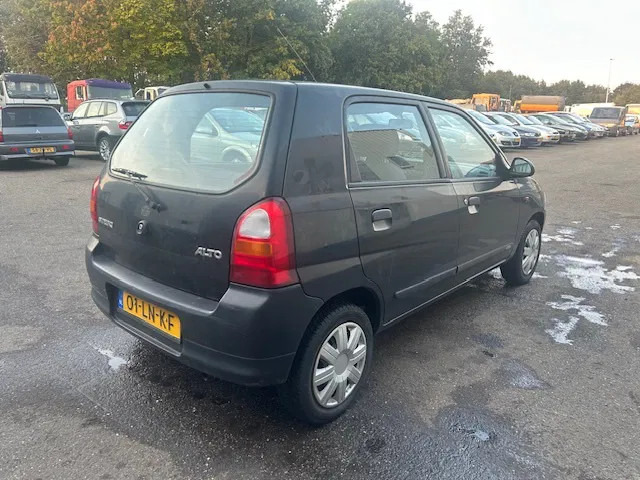 Suzuki Alto 1.0 - 16V , 5 drs. , Handel / export - Hatchback: gambar 3 Suzuki Alto 1.0 - 16V , 5 drs. , Handel / export - Hatchback: gambar 3