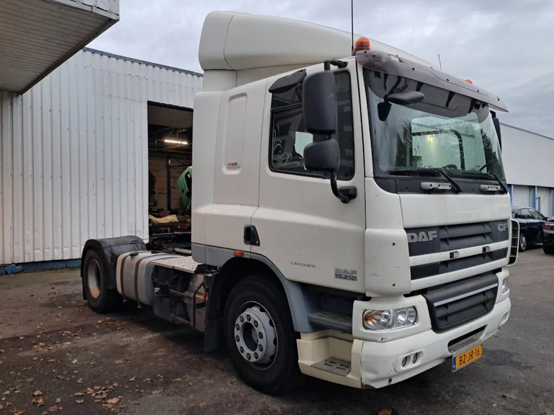 DAF CF 75- 310 , ZF Manual , Euro 5 , Dutch Truck , Airco - Tractor head: gambar 3 DAF CF 75- 310 , ZF Manual , Euro 5 , Dutch Truck , Airco - Tractor head: gambar 3