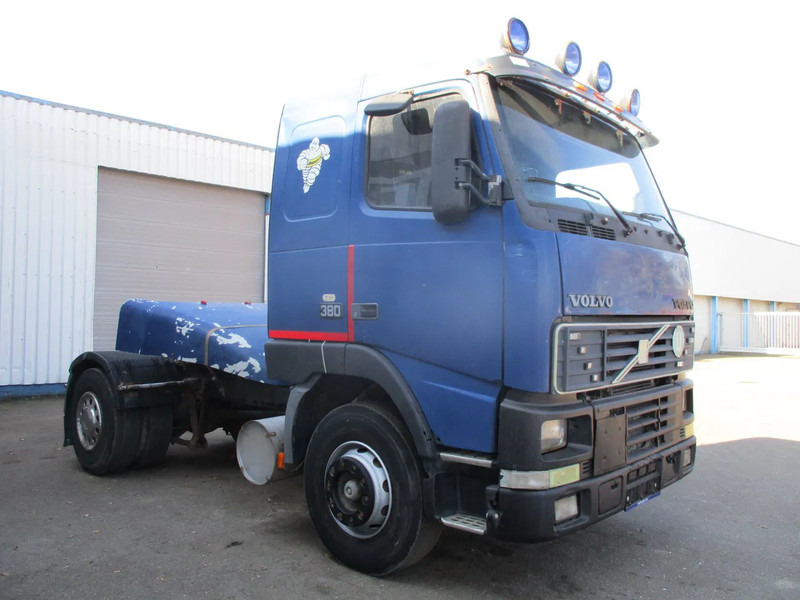 Volvo FH 12 380, Manual , Airco - Tractor head: gambar 4 Volvo FH 12 380, Manual , Airco - Tractor head: gambar 4