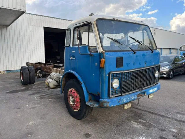 Volvo F 86 -49 S , Oldtimer for Restauration - Truk sasis: gambar 4 Volvo F 86 -49 S , Oldtimer for Restauration - Truk sasis: gambar 4
