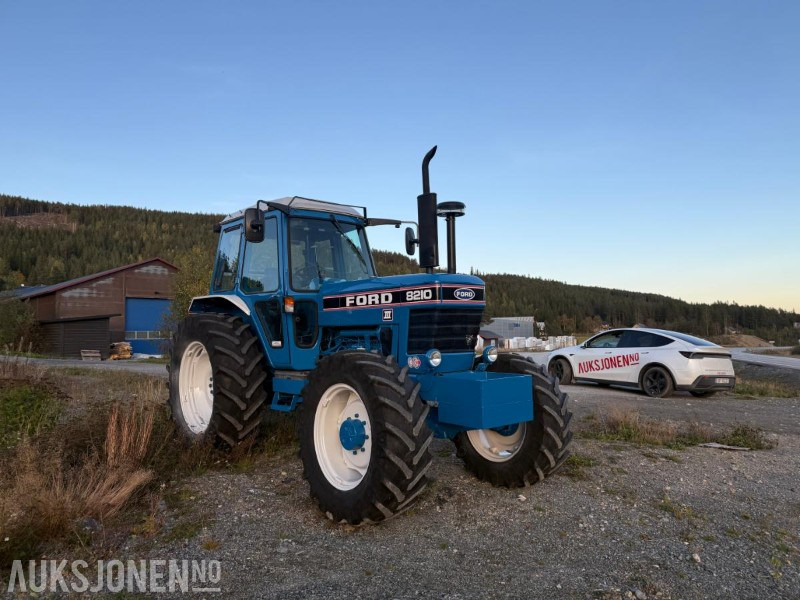 1984 Ford 8210 m/Turbo - mva fri traktor 5670 timer - Traktor: gambar 3 1984 Ford 8210 m/Turbo - mva fri traktor 5670 timer - Traktor: gambar 3