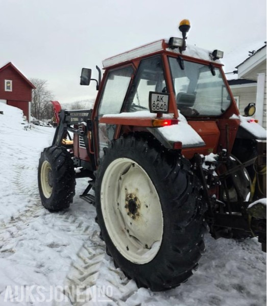 1986 Fiat 80-90 MVA FRI TRAKTOR MED FRONSKUFFE OG TRIMA FRONTLASTER - Traktor: gambar 3 1986 Fiat 80-90 MVA FRI TRAKTOR MED FRONSKUFFE OG TRIMA FRONTLASTER - Traktor: gambar 3