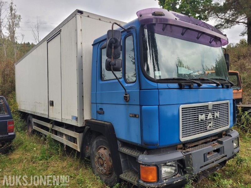 1993 MAN 13.192 FL SKAPBIL - Truk box: gambar 1 1993 MAN 13.192 FL SKAPBIL - Truk box: gambar 1