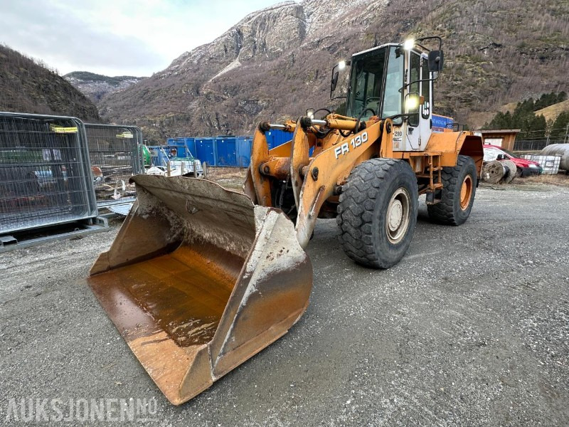 1995 Fiat-Hitachi FR130 Hjullaster, 10418 timer - Wheel loader: gambar 1 1995 Fiat-Hitachi FR130 Hjullaster, 10418 timer - Wheel loader: gambar 1