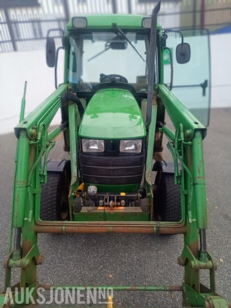 2000 John Deere JD4400 Frontlaster Skuffe Vikplog - Traktor: gambar 3 2000 John Deere JD4400 Frontlaster Skuffe Vikplog - Traktor: gambar 3