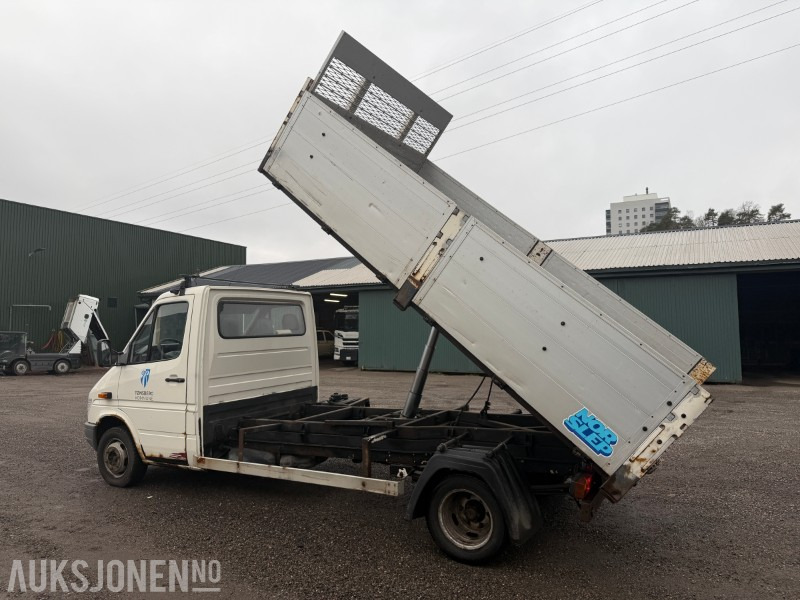 2001 MERCEDES-BENZ 412 D /40 tippbil - hengerfeste - 241444km - Truk jungkit: gambar 3 2001 MERCEDES-BENZ 412 D /40 tippbil - hengerfeste - 241444km - Truk jungkit: gambar 3