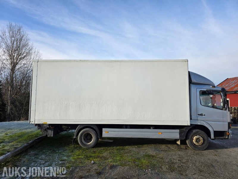2001 Mercedes-Benz 817L/42 ATEGO SKAPBIL 36m³ MED LASTELEM - Truk box: gambar 4 2001 Mercedes-Benz 817L/42 ATEGO SKAPBIL 36m³ MED LASTELEM - Truk box: gambar 4