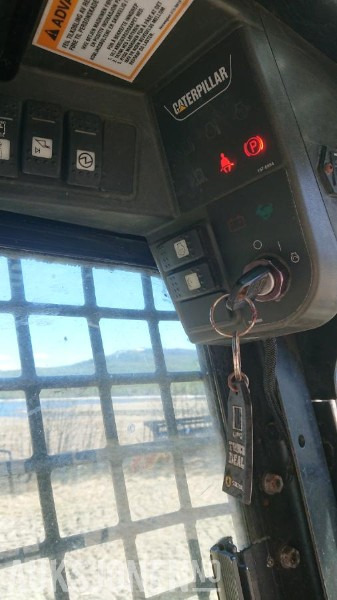 Skid steer 2002 Cat 216 kompaktlaster med motorvarmer: gambar 8