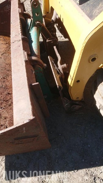 Skid steer 2002 Cat 216 kompaktlaster med motorvarmer: gambar 11