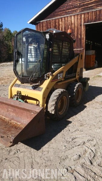 Skid steer 2002 Cat 216 kompaktlaster med motorvarmer: gambar 17