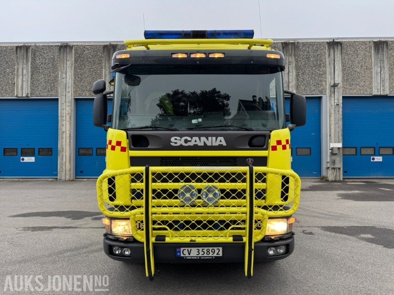 2002 Scania R164 tankbil med masse utstyr. 6X4 - Truk pemadam kebakaran: gambar 2 2002 Scania R164 tankbil med masse utstyr. 6X4 - Truk pemadam kebakaran: gambar 2