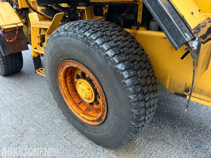 Leasing 2002 Volvo L70D Hjullaster – Hydraulisk HK-feste – 3 og 4. funksjon 2002 Volvo L70D Hjullaster – Hydraulisk HK-feste – 3 og 4. funksjon: gambar 29 Leasing 2002 Volvo L70D Hjullaster – Hydraulisk HK-feste – 3 og 4. funksjon 2002 Volvo L70D Hjullaster – Hydraulisk HK-feste – 3 og 4. funksjon: gambar 29