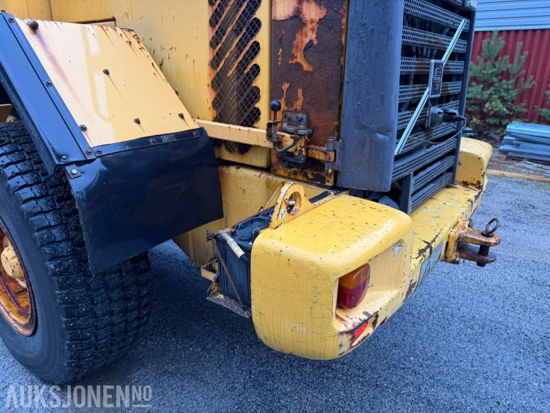Leasing 2002 Volvo L70D Hjullaster – Hydraulisk HK-feste – 3 og 4. funksjon 2002 Volvo L70D Hjullaster – Hydraulisk HK-feste – 3 og 4. funksjon: gambar 28 Leasing 2002 Volvo L70D Hjullaster – Hydraulisk HK-feste – 3 og 4. funksjon 2002 Volvo L70D Hjullaster – Hydraulisk HK-feste – 3 og 4. funksjon: gambar 28