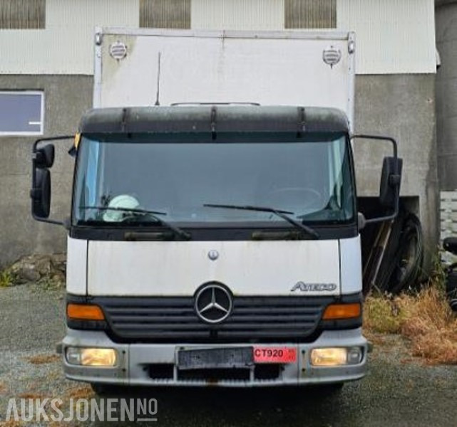 2004 Mercedes-Benz 818/42AT7,5, Reparasjonsobjekt - Truk box: gambar 3 2004 Mercedes-Benz 818/42AT7,5, Reparasjonsobjekt - Truk box: gambar 3