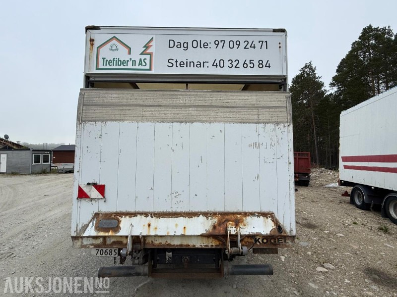 2004 Mercedes Benz Atego 815 C1 lett lastebil - Truk box: gambar 4 2004 Mercedes Benz Atego 815 C1 lett lastebil - Truk box: gambar 4