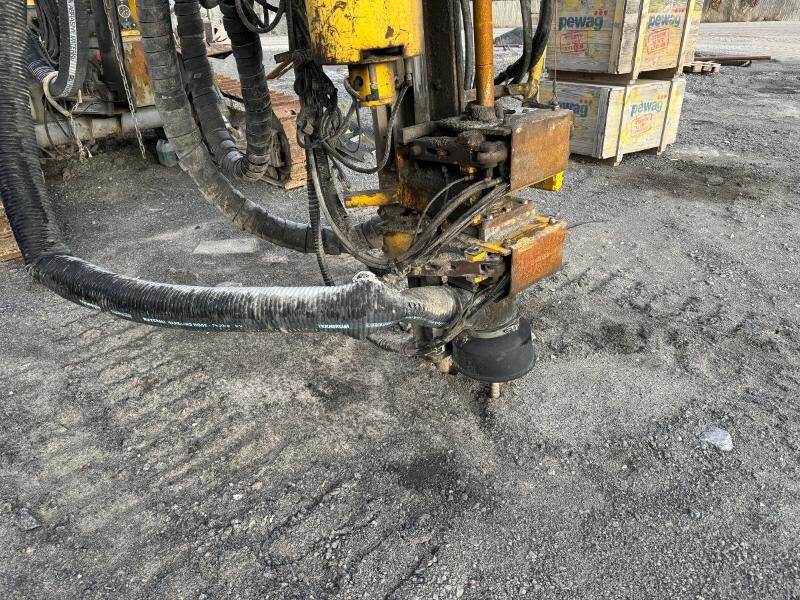 2005 Atlas Copco D5 01RRC Borrigg - Anjungan pengeboran: gambar 4 2005 Atlas Copco D5 01RRC Borrigg - Anjungan pengeboran: gambar 4