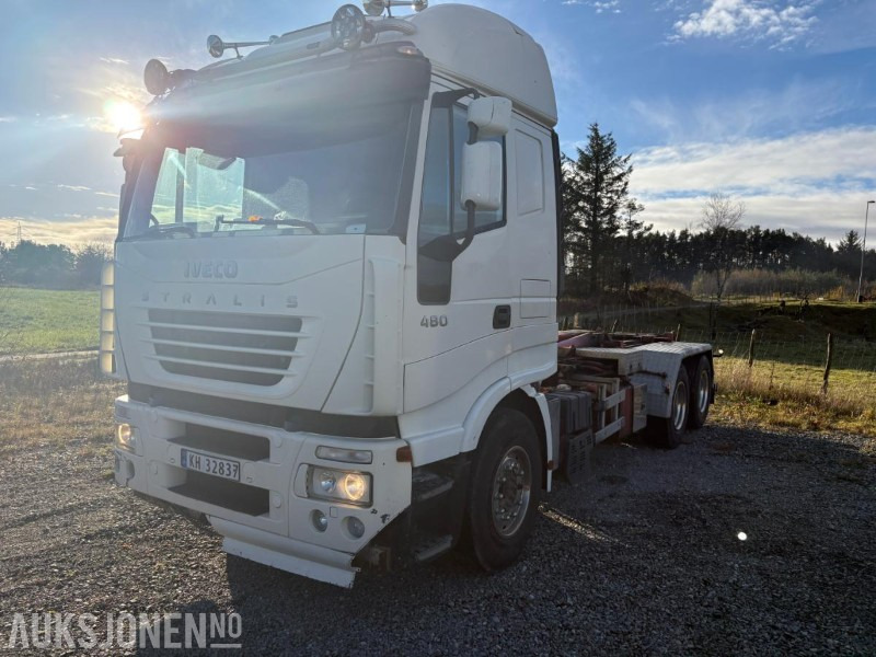 2005 Iveco 260S48 krokløft - Hook lift: gambar 1 2005 Iveco 260S48 krokløft - Hook lift: gambar 1