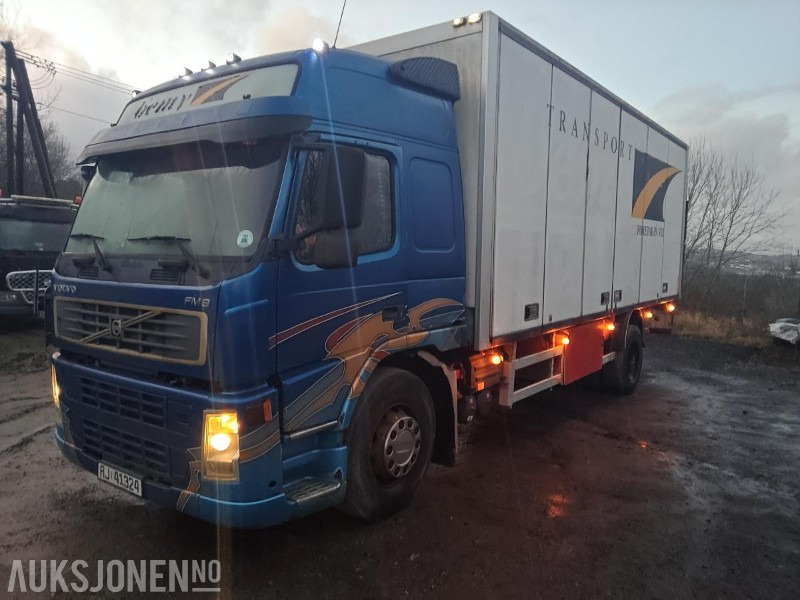 2005 Volvo FM9 - Truk box: gambar 1 2005 Volvo FM9 - Truk box: gambar 1