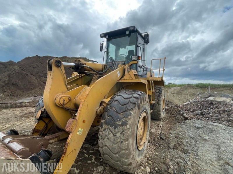 2006 Liugong 856 JSSRF101 Hjullaster med skuff -Sentralsmøring. -Loadmaster 9000 vekt. 3279 timer. - Wheel loader: gambar 4 2006 Liugong 856 JSSRF101 Hjullaster med skuff -Sentralsmøring. -Loadmaster 9000 vekt. 3279 timer. - Wheel loader: gambar 4