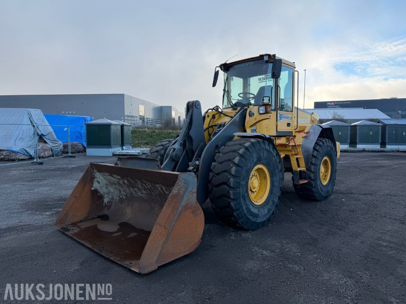 2006 Volvo L90E hjullaster - Sentralsmøring - Joystick - Tilleggshydraulikk - Wheel loader: gambar 1 2006 Volvo L90E hjullaster - Sentralsmøring - Joystick - Tilleggshydraulikk - Wheel loader: gambar 1