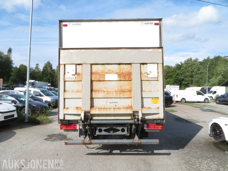 2007 Mercedes-Benz 818L/42AT kjølebil m/ Carrier Xarios 500 og Zepro lift - Truk box: gambar 5 2007 Mercedes-Benz 818L/42AT kjølebil m/ Carrier Xarios 500 og Zepro lift - Truk box: gambar 5