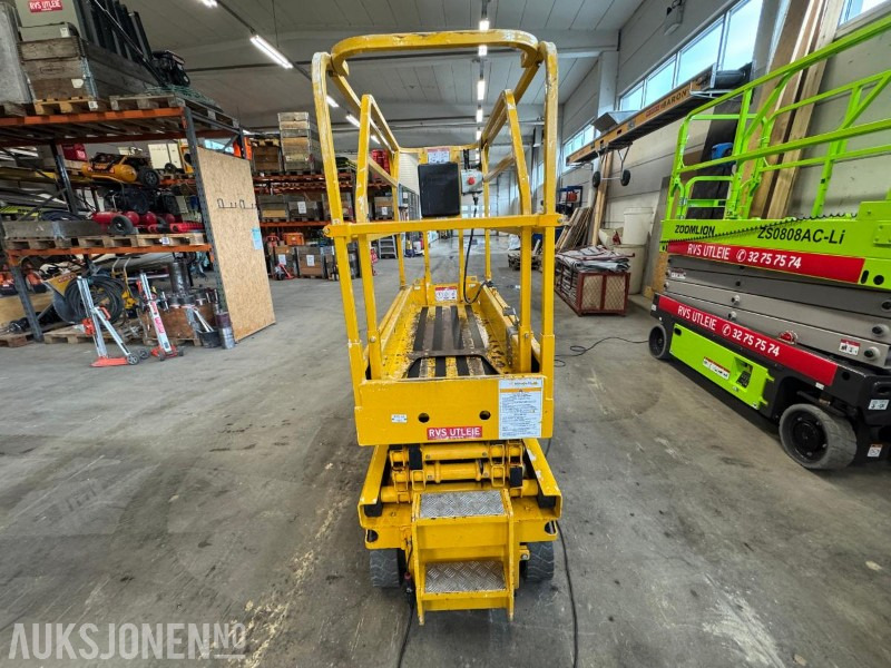 2008 Haulotte Optimum 8 sakselift på batteri / årskontrollert - Platform pengangkat: gambar 4 2008 Haulotte Optimum 8 sakselift på batteri / årskontrollert - Platform pengangkat: gambar 4