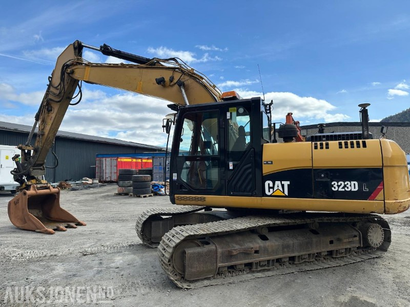 2010 CAT 323D GRAVEMASKIN - 14167 TIMER - Ekskavator: gambar 1 2010 CAT 323D GRAVEMASKIN - 14167 TIMER - Ekskavator: gambar 1