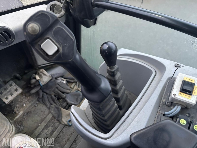 Wheel loader 2010 CAT 906H HJULLASTER. 1596TIMER. SKUFFE. TELLEFSDAL VPL PLOG. HOLMS FEIEKOST. CAT PALLEGAFFLER: gambar 17 Wheel loader 2010 CAT 906H HJULLASTER. 1596TIMER. SKUFFE. TELLEFSDAL VPL PLOG. HOLMS FEIEKOST. CAT PALLEGAFFLER: gambar 17