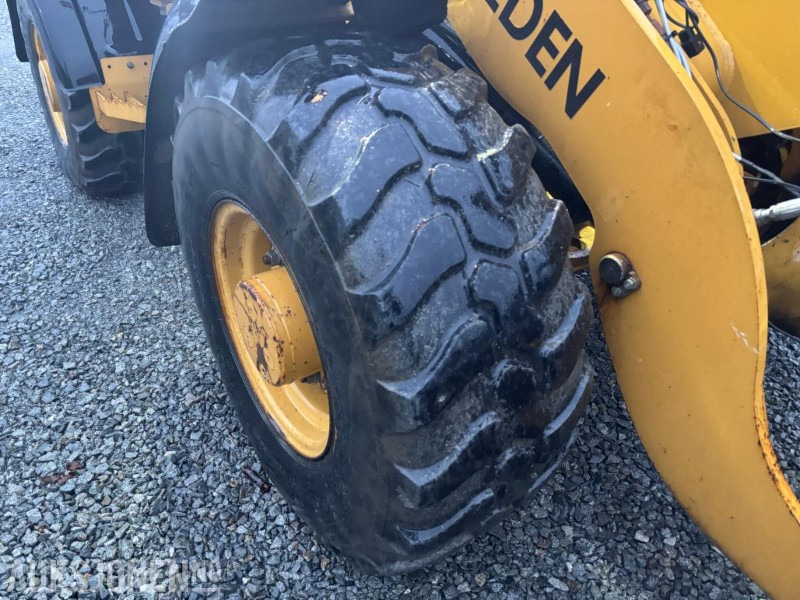 Wheel loader 2010 CAT 906H HJULLASTER. 1596TIMER. SKUFFE. TELLEFSDAL VPL PLOG. HOLMS FEIEKOST. CAT PALLEGAFFLER: gambar 34 Wheel loader 2010 CAT 906H HJULLASTER. 1596TIMER. SKUFFE. TELLEFSDAL VPL PLOG. HOLMS FEIEKOST. CAT PALLEGAFFLER: gambar 34