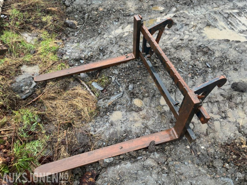 Wheel loader 2010 CAT 906H HJULLASTER. 1596TIMER. SKUFFE. TELLEFSDAL VPL PLOG. HOLMS FEIEKOST. CAT PALLEGAFFLER: gambar 48 Wheel loader 2010 CAT 906H HJULLASTER. 1596TIMER. SKUFFE. TELLEFSDAL VPL PLOG. HOLMS FEIEKOST. CAT PALLEGAFFLER: gambar 48