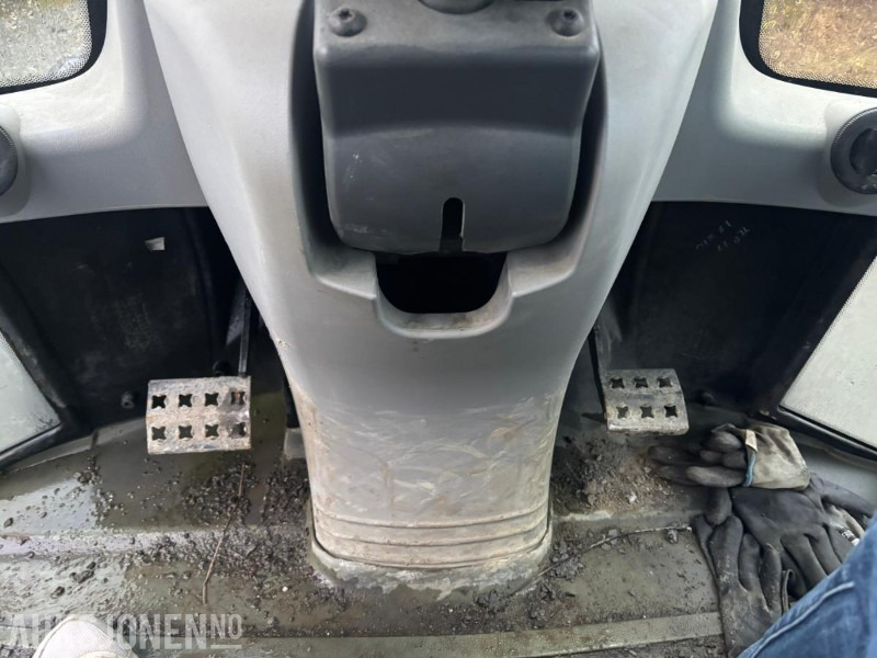 Wheel loader 2010 CAT 906H HJULLASTER. 1596TIMER. SKUFFE. TELLEFSDAL VPL PLOG. HOLMS FEIEKOST. CAT PALLEGAFFLER: gambar 20 Wheel loader 2010 CAT 906H HJULLASTER. 1596TIMER. SKUFFE. TELLEFSDAL VPL PLOG. HOLMS FEIEKOST. CAT PALLEGAFFLER: gambar 20