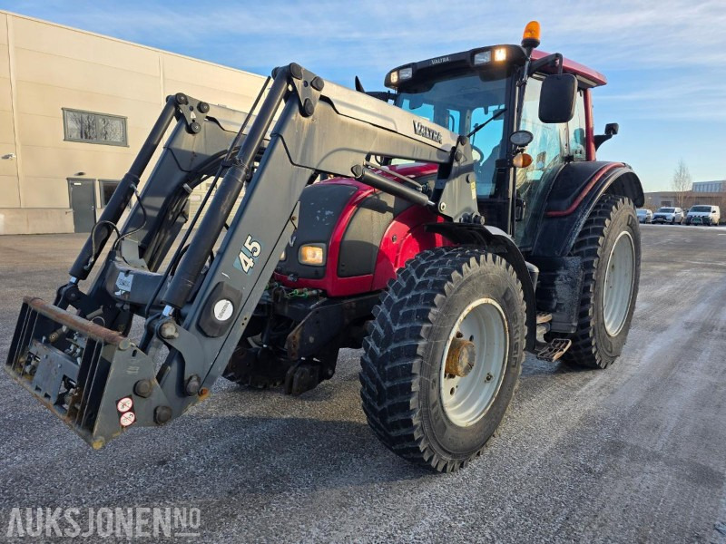 2010 VALTRA N121 HITECH MED FRONTLASTER 50KMT - Traktor: gambar 1 2010 VALTRA N121 HITECH MED FRONTLASTER 50KMT - Traktor: gambar 1