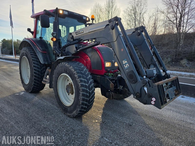 2010 VALTRA N121 HITECH MED FRONTLASTER 50KMT - Traktor: gambar 3 2010 VALTRA N121 HITECH MED FRONTLASTER 50KMT - Traktor: gambar 3