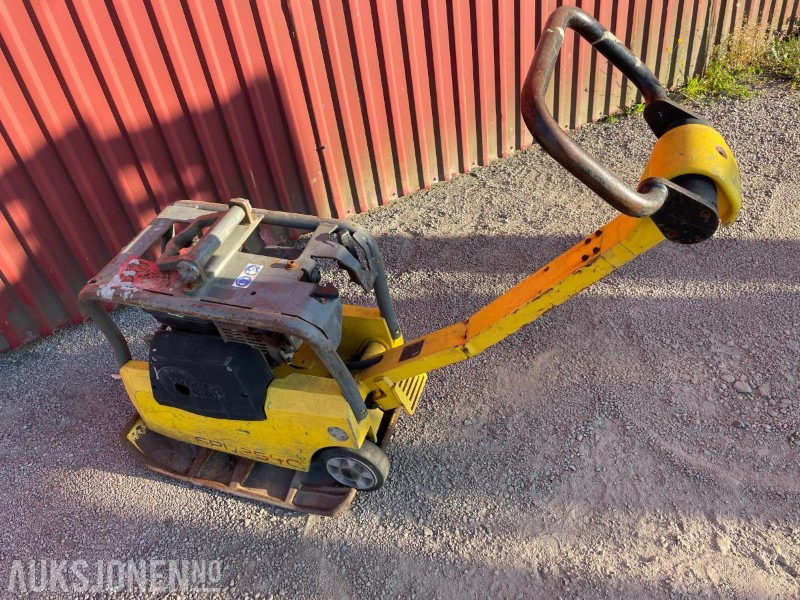 2010 Wacker Neuson 2540 vibroplate - Roller: gambar 2 2010 Wacker Neuson 2540 vibroplate - Roller: gambar 2