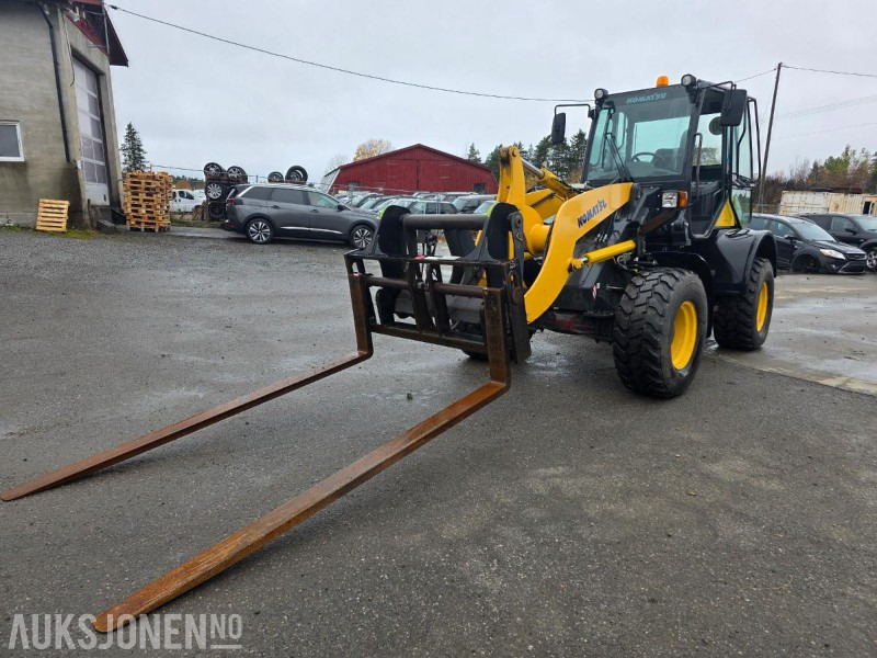 2011 Komatsu WA100M-6 HJULLASTER MED PALLEGAFFEL GODKJENT i 2025 - Wheel loader: gambar 1 2011 Komatsu WA100M-6 HJULLASTER MED PALLEGAFFEL GODKJENT i 2025 - Wheel loader: gambar 1