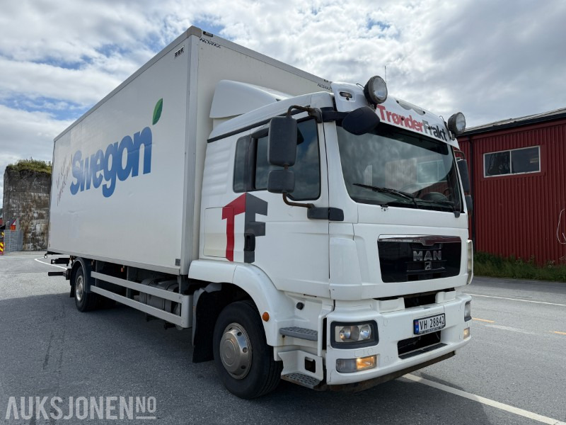 2011 MAN TGM 15.290 4X2 skapbil - Full sideåpning - Zepro bakløft - Truk box: gambar 3 2011 MAN TGM 15.290 4X2 skapbil - Full sideåpning - Zepro bakløft - Truk box: gambar 3