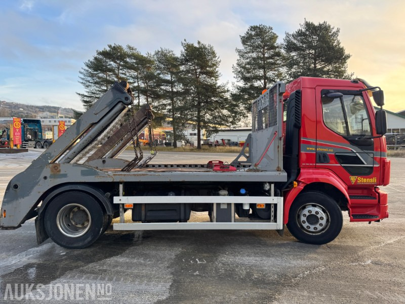 2011 Volvo FL-260 liftbil - Truk skip loader: gambar 2 2011 Volvo FL-260 liftbil - Truk skip loader: gambar 2
