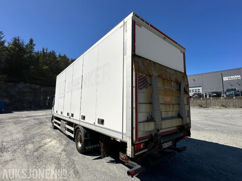 2011 Volvo FL-290 Skapbil med sideåpning Repobjekt, 301362km - Truk box: gambar 3 2011 Volvo FL-290 Skapbil med sideåpning Repobjekt, 301362km - Truk box: gambar 3