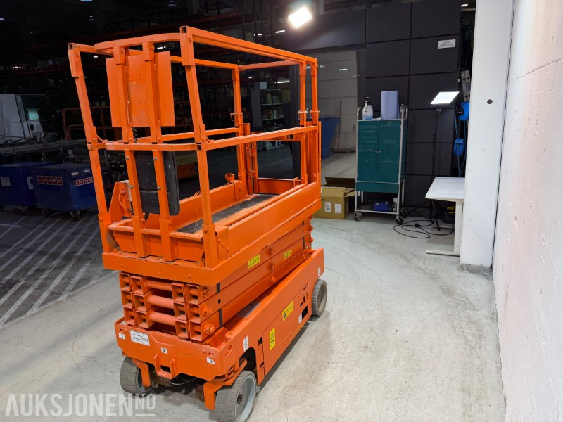 2012 Genie GS-1932 Batteridrevet sakselift – 7,79 m arbeidshøyde - Platform pengangkat: gambar 5 2012 Genie GS-1932 Batteridrevet sakselift – 7,79 m arbeidshøyde - Platform pengangkat: gambar 5